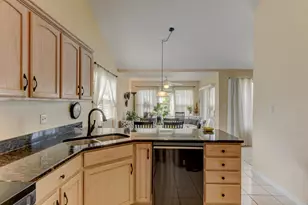 2028 Wildwood Cir, Highland, IN 46322 - Photo 9