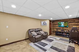 2242 Grand Ave, Schererville, IN 46375 - Photo 23