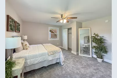 511 S 22nd Street, Chesterton, IN 46304 - Photo 9