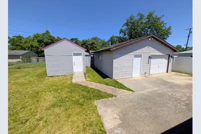 377 Pinewood Drive, Valparaiso, IN 46385 - Photo 15