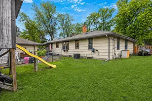 8845 Grace St, Highland, IN 46322 - Photo 23