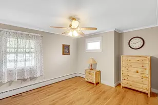 847 Garfield St, Hobart, IN 46342 - Photo 15