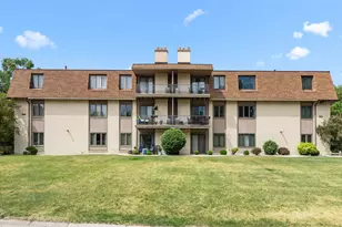 643 South St, Munster, IN 46321 - Photo 1