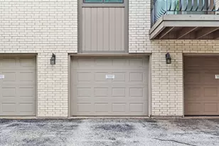 643 South St, Munster, IN 46321 - Photo 13