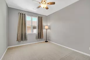 911 E 113th Ln, Crown Point, IN 46307 - Photo 13