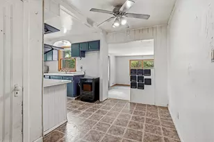 131 N Harvey St, Griffith, IN 46319 - Photo 5