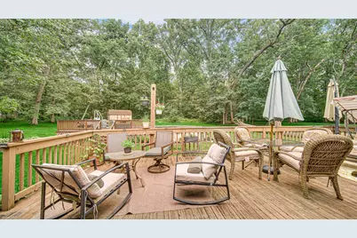 495 Meadowwood Drive, Valparaiso, IN 46385 - Photo 25