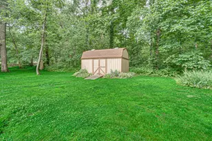 495 Meadowwood Dr, Valparaiso, IN 46385 - Photo 29