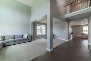 2080 E 109th Pl, Crown Point, IN 46307 - Photo 9