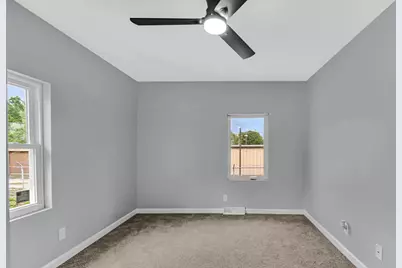 1011 Marquette Road, Lake Station, IN 46405 - Photo 11