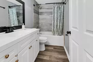 1011 Marquette Rd, Lake Station, IN 46405 - Photo 13