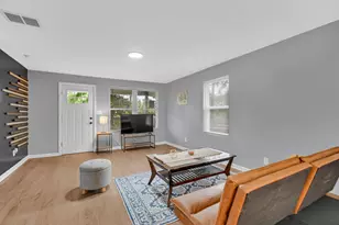 1011 Marquette Rd, Lake Station, IN 46405 - Photo 3