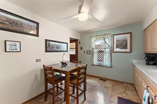 546 N Wheeler St, Griffith, IN 46319 - Photo 5