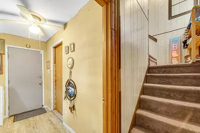 1421 Roberts Avenue, Whiting, IN 46394 - Photo 17