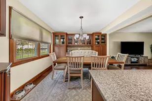 1200 Seminole Dr, Crown Point, IN 46307 - Photo 5