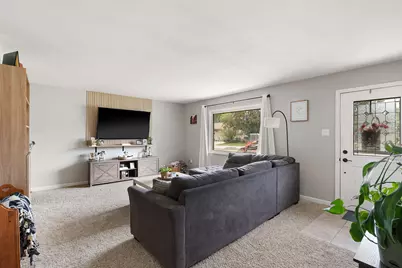 3317 W 78th Avenue, Merrillville, IN 46410 - Photo 3