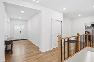 2260 E 110th Ln, Crown Point, IN 46307 - Photo 5
