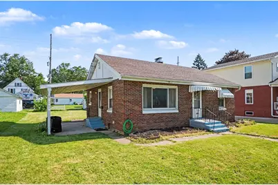 805 Division Street, La Porte, IN 46350 - Photo 3