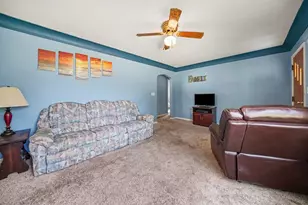 805 Division St, La Porte, IN 46350 - Photo 7