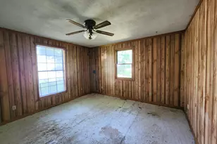 3882 E 200 S, La Porte, IN 46350 - Photo 7