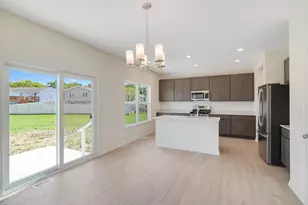 6880 Starling Dr, Schererville, IN 46375 - Photo 5