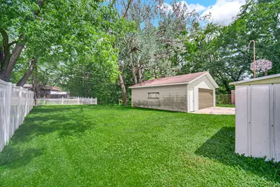 6131 Pennsylvania Street, Merrillville, IN 46410 - Photo 17