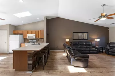 4401 W 73rd Court, Merrillville, IN 46410 - Photo 15