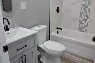 3903 Kentucky St, Gary, IN 46409 - Photo 9