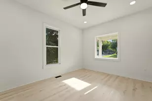 302 N W, Crown Point, IN 46307 - Photo 11