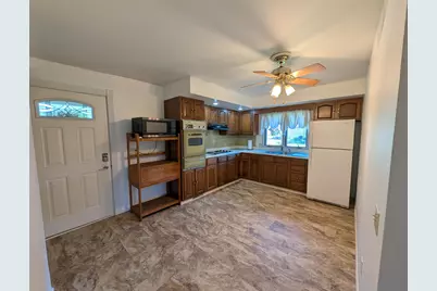 510 S Madison Street, Medaryville, IN 47957 - Photo 7