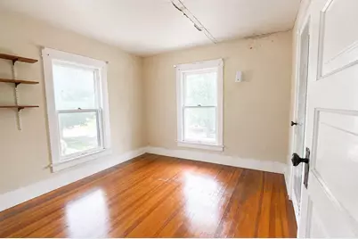 111 Noble Street, La Porte, IN 46350 - Photo 15