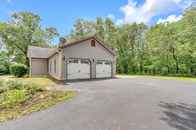 9024 Oak Street, Wheatfield, IN 46392 - Photo 5