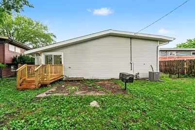 6949 Ash Place, Gary, IN 46403 - Photo 15