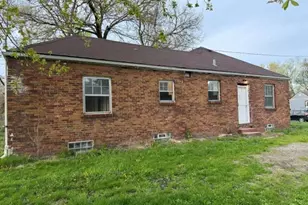 574 Ralston St, Gary, IN 46406 - Photo 3