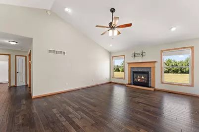 798 S 400 W, Hebron, IN 46341 - Photo 11