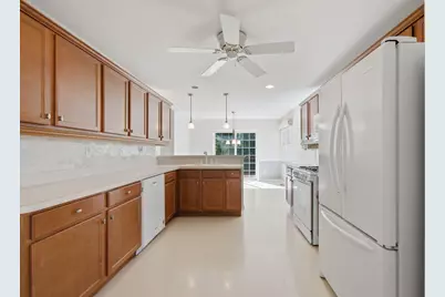 10877 Mathias Drive, Saint John, IN 46373 - Photo 5
