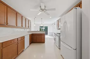 10877 Mathias Dr, Saint John, IN 46373 - Photo 5