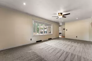 2568 Brandt St, Portage, IN 46368 - Photo 7