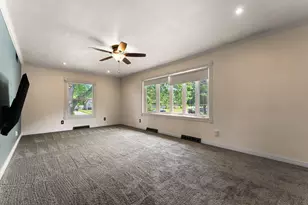 2568 Brandt St, Portage, IN 46368 - Photo 5