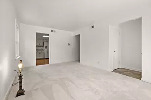 8140 Gordon Dr, Highland, IN 46322 - Photo 3