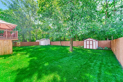 5843 Gardenia Avenue, Portage, IN 46368 - Photo 5