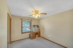5843 Gardenia Ave, Portage, IN 46368 - Photo 15