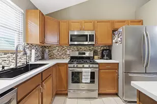 1726 Elderberry Cir, Demotte, IN 46310 - Photo 9