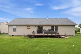 1726 Elderberry Cir, Demotte, IN 46310 - Photo 21