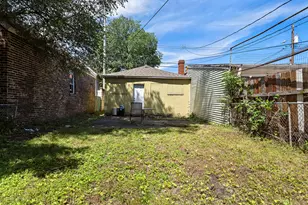 4916 Northcote Ave, East Chicago, IN 46312 - Photo 21