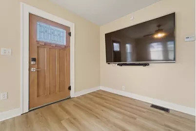 213 N East Street, Crown Point, IN 46307 - Photo 5