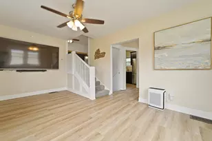 213 N East St, Crown Point, IN 46307 - Photo 3