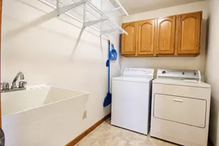 127 Juniper St NW, Demotte, IN 46310 - Photo 17