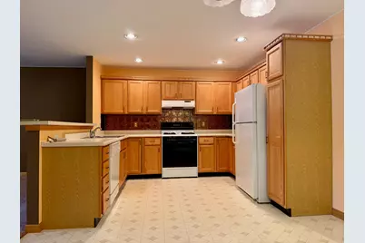 1385 Young Drive, Crown Point, IN 46307 - Photo 5