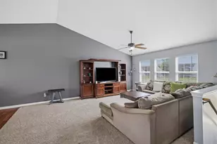 10750 Alabama St, Crown Point, IN 46307 - Photo 5
